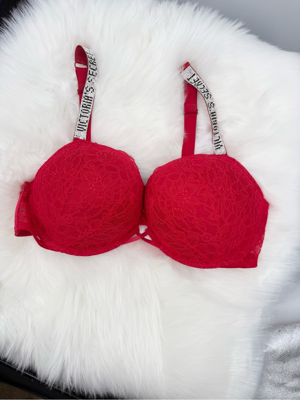 Victoria's Secret Bombshell Shine Push Up Bra Red Women's 38D